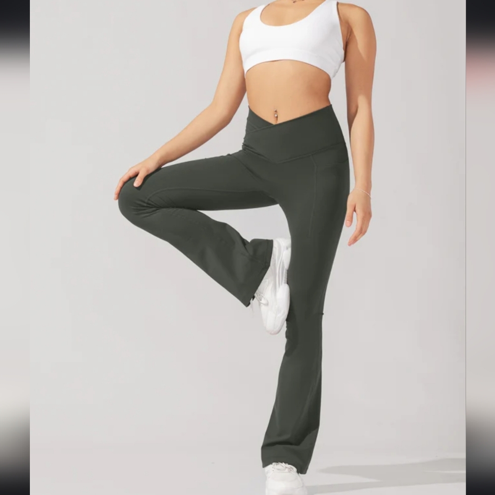Popflex Crisscross Hourglass Flared Legging With Pockets-Forrestwood- 3X